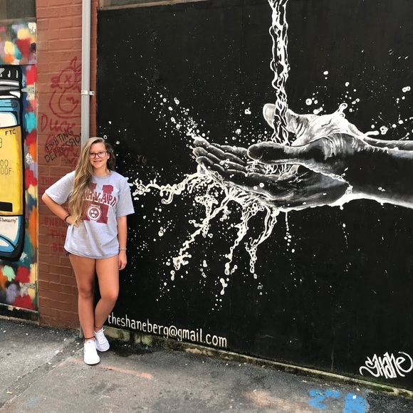 Meet your Posher, Gracie - Picture 1 of 1